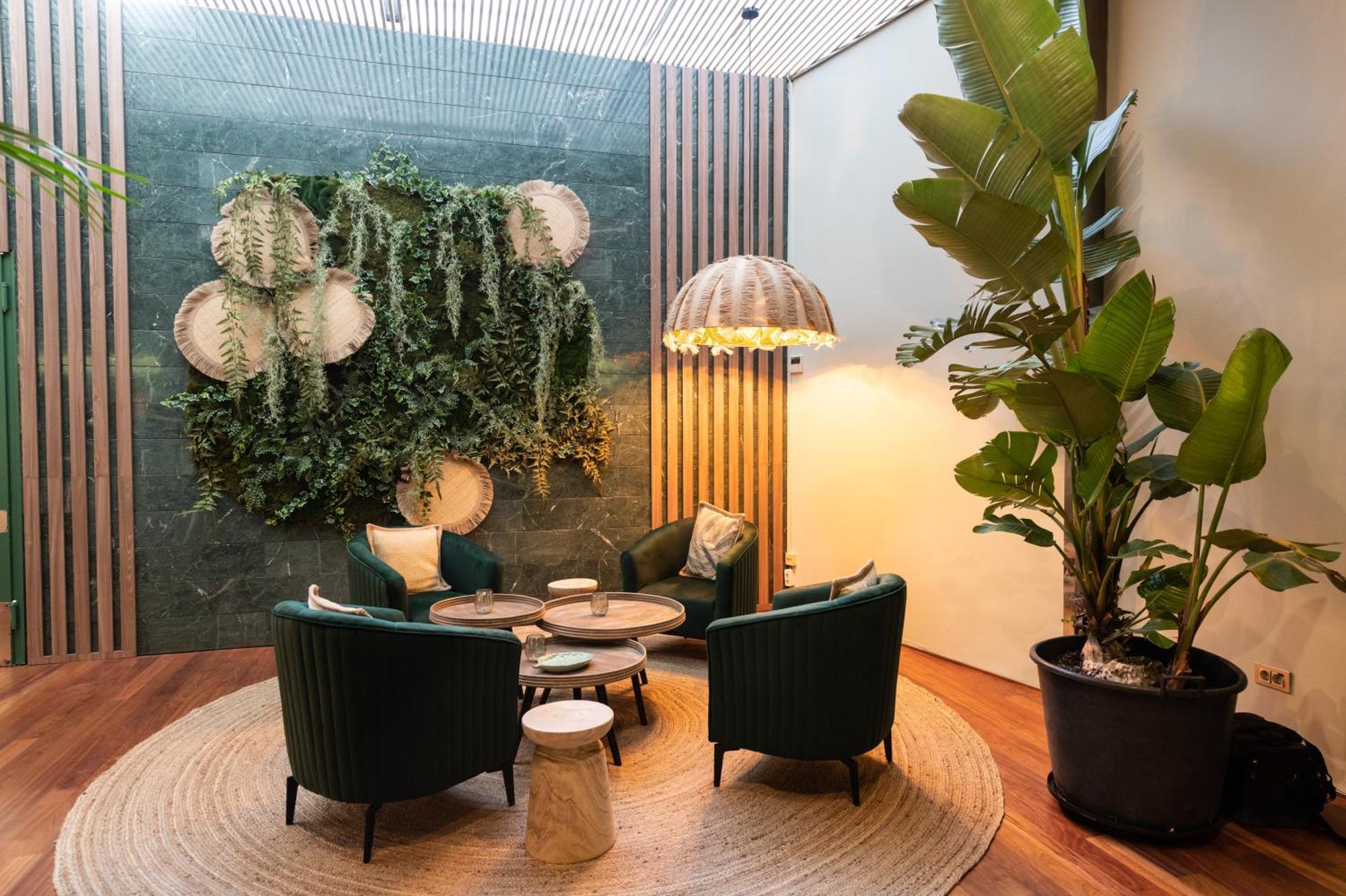 Aparthotel Atenea Barcelona — Photos 2